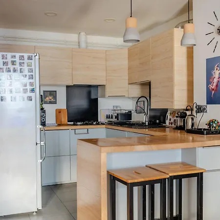 Veeve - Beating Heart Παρίσι